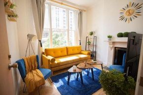 Perfect Location 4bed 2 bath Spacious Apartment